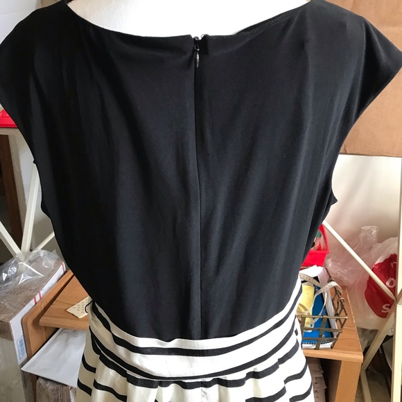 Christopher & Banks Lined Striped Sleeveless Fit and Flare Dress NWT - Picture 4 of 7